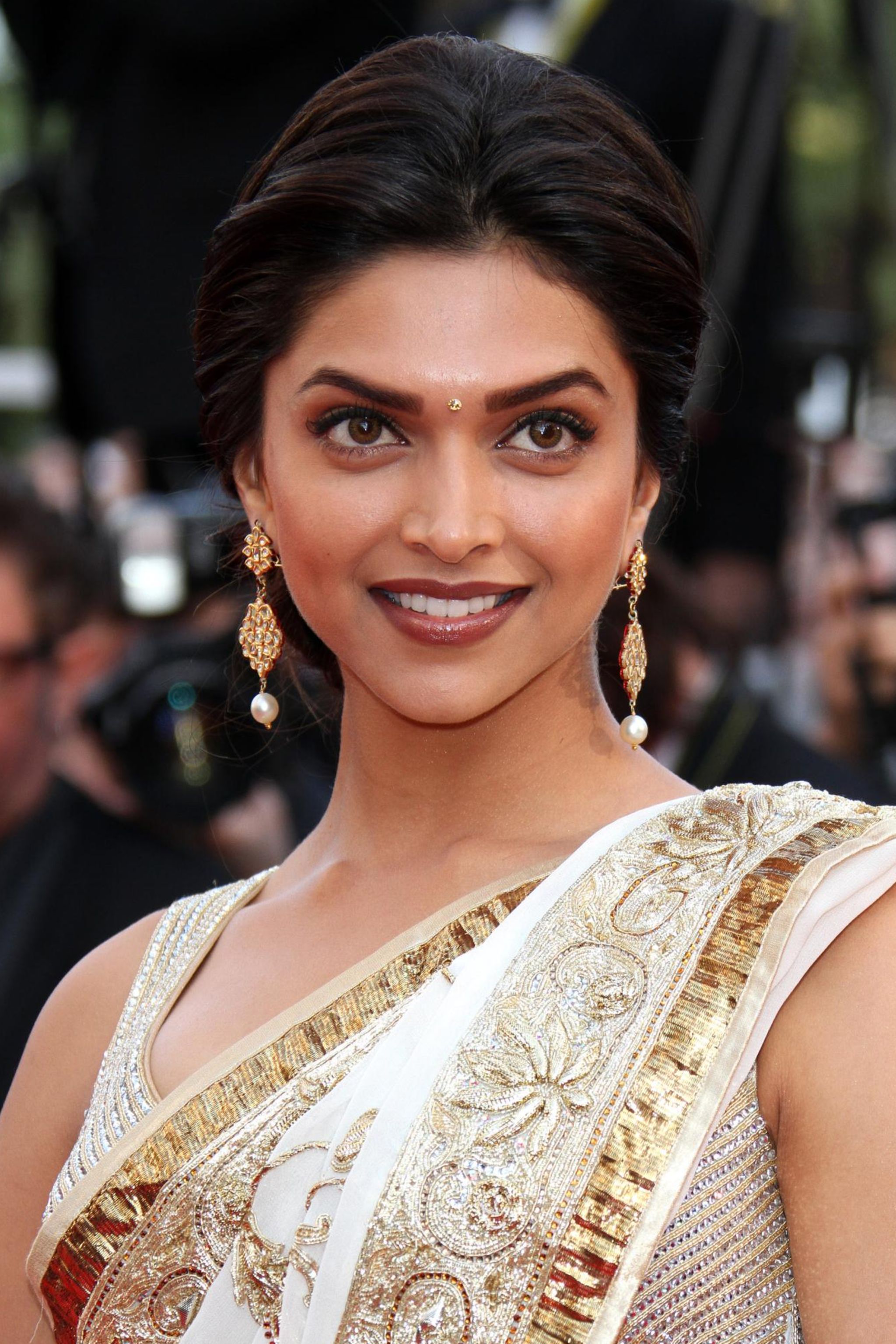 Дипика падукон. Дипика Падуконе. Deepika Padukone Дипика Падуконе. Ди́пика Падуко́не. Дипика Падуконе фото.