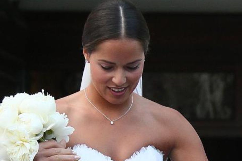 Ana Ivanovic + Bastian Schweinsteiger: Ana Ivanovic auf dem Weg zur kirchlichen Trauung. Ana Ivanovic auf dem Weg zur kirchlichen Trauung.