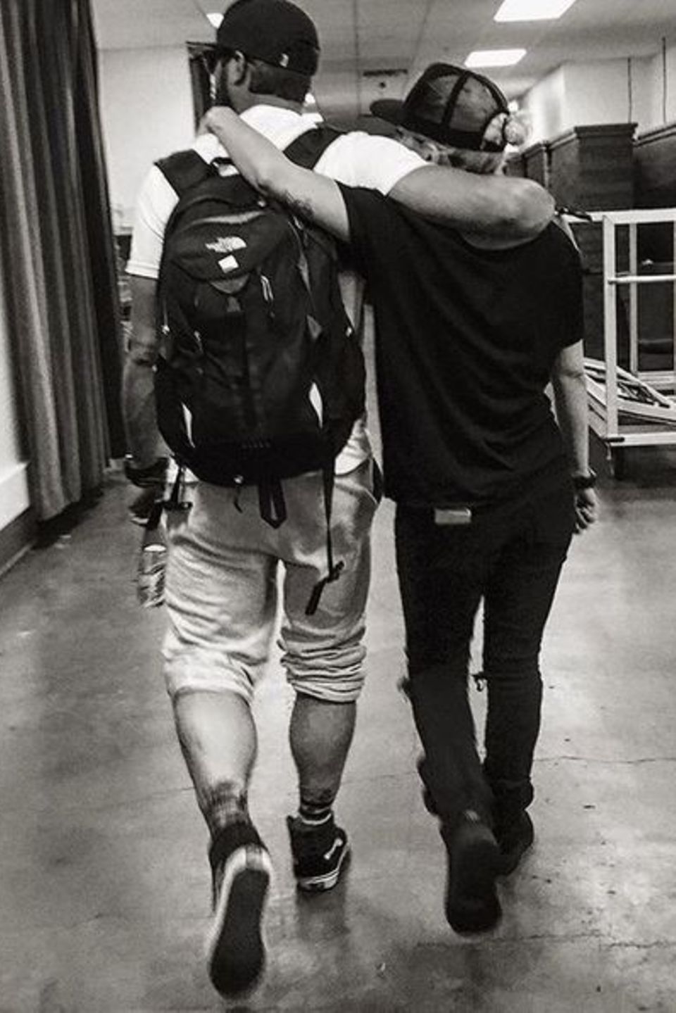 Mit diesem Foto gab Lady Gaga jetzt ihre (vorläufige) Trennung von Taylor Kinney bekannt Mit diesem Foto gab Lady Gaga jetzt ihre (vorläufige) Trennung von Taylor Kinney bekannt