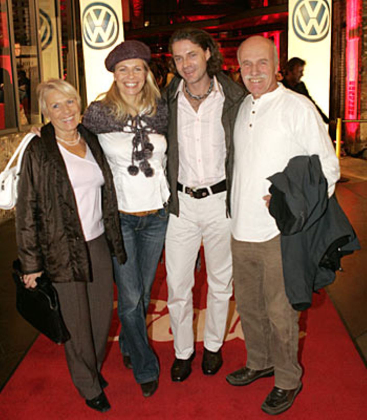 Claudine Wilde, Ehemann Tomás Kanok und ihre Eltern Annelie und Georges