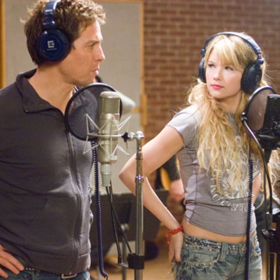 Szenenbild aus "Mitten ins Herz" Hugh Grant und Haley Bennett