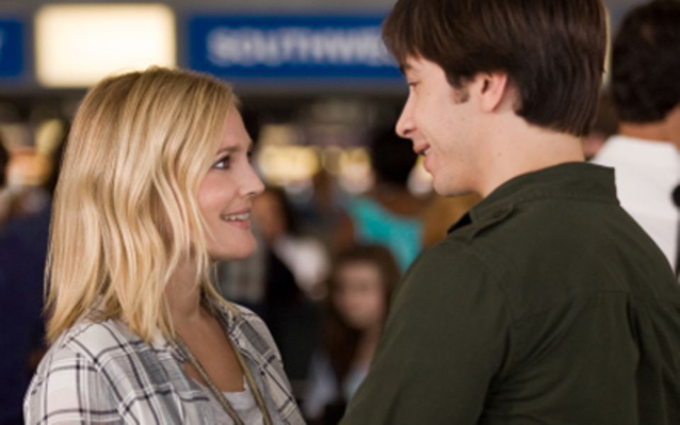 Airport Farewell: Drew Barrymore and Justin Long In 