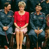 1991   Ein weiterer Staatsbesuch führt Prinzessin Diana im Februar 1991 nach Pakistan.