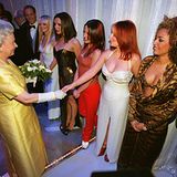 1999 (?): Königin Elisabeth II. und die Spice Girls