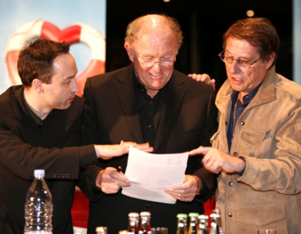 Christian Struppeck, Joop van den Ende und Udo Jürgens beim finalen Casting von "Ich war noch niemals in New York" Christian Struppeck, Joop van den Ende und Udo Jürgens beim finalen Casting von "Ich war noch niemals in New York"