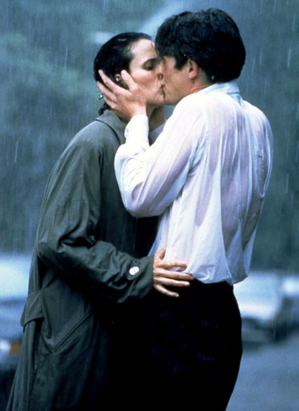 Andie McDowell und Hugh Grant in "Vier Hochzeite und ein Todesfall", 1994