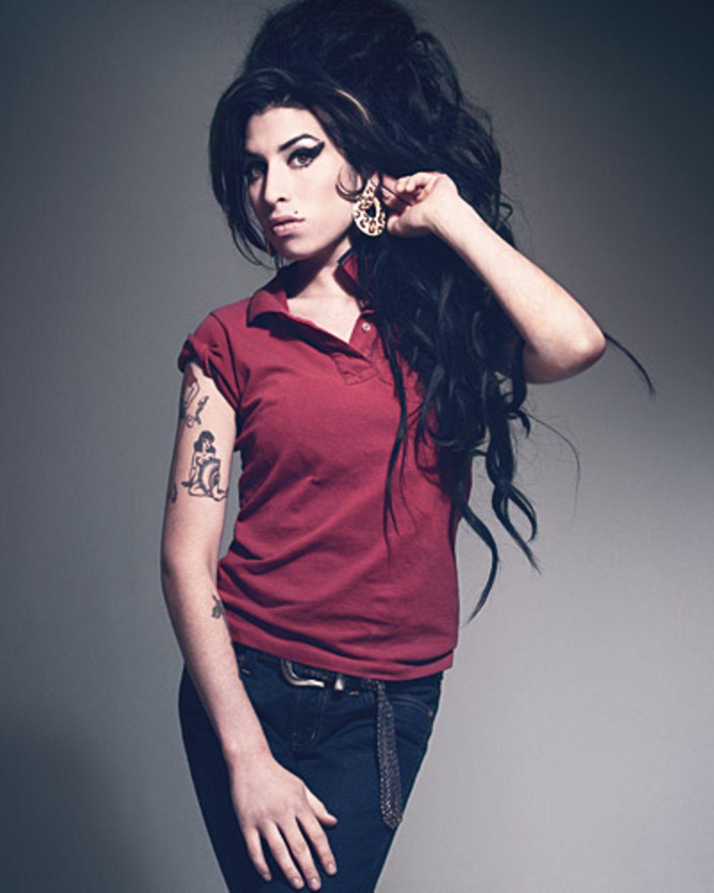 Bryan Adams hat nicht nur Talent als Musiker, sondern weiß auch wie man Stars wie Amy Winehouse gekonnt auf die Fotoleinwand ban