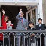 16. April 2012: Am 72. Geburtstag von Königin Margrethe zeigt sich ihr jüngster Sohn Prinz Joachim mit Prinzessin Marie und den