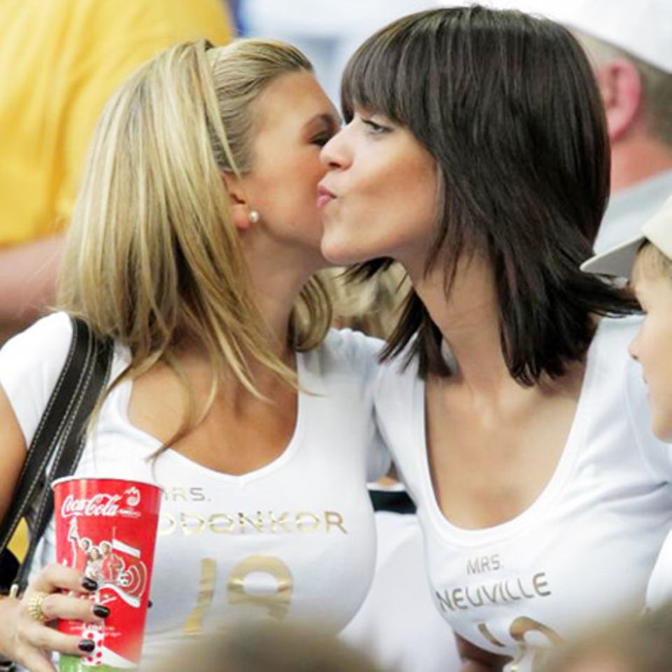 Fußball Euro 2008 Jubel auf den Rängen GALA.de