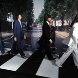 Anlässlich zu dem 70. Geburtstag von Paul McCartney (18. Juni 2012) präsentiert Madame Tussauds in Hollywood die Beatles in Anle