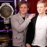 Matthias Schweighöfer begrüßt im Berliner "Madame Tussauds" stolz seine Wachsfigur.