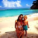 Alessandra Ambrosio macht mit ihren Kinder Anja und Noah Urlaub auf Guadeloupe.