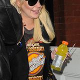 Lindsay Lohan trägt ihr gern Haar platinblond und mit Pony. Die skandalträchtige Schauspielerin sieht dadurch ihrem großen Idol