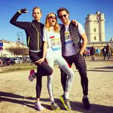 Karlie Kloss, Natalia Vodianova und Derek Blasberg nehmen am Charity-Marathon zu Gunsten von Vodianovas Wohltätigkeitsorganisation "Naked Heart Foundation" teil.
