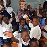 Prinzessin Mathilde von Belgien überzeugt sich vor Ort von der Lage auf Haiti und besucht eine öffentliche Schule, die von UNICE