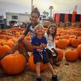 Auch Alessandra Ambrosio freut sich mit ihren Kids auf das Halloween-Spektakel.