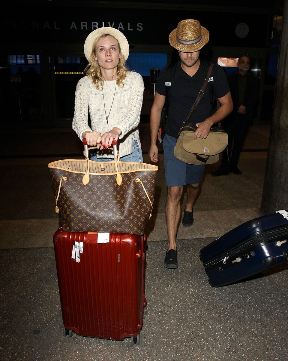 Diane Kruger und Joshua Jackson kehren aus dem Mexiko Urlaub zurück. Diane Kruger und Joshua Jackson kehren aus dem Mexiko Urlaub zurück.