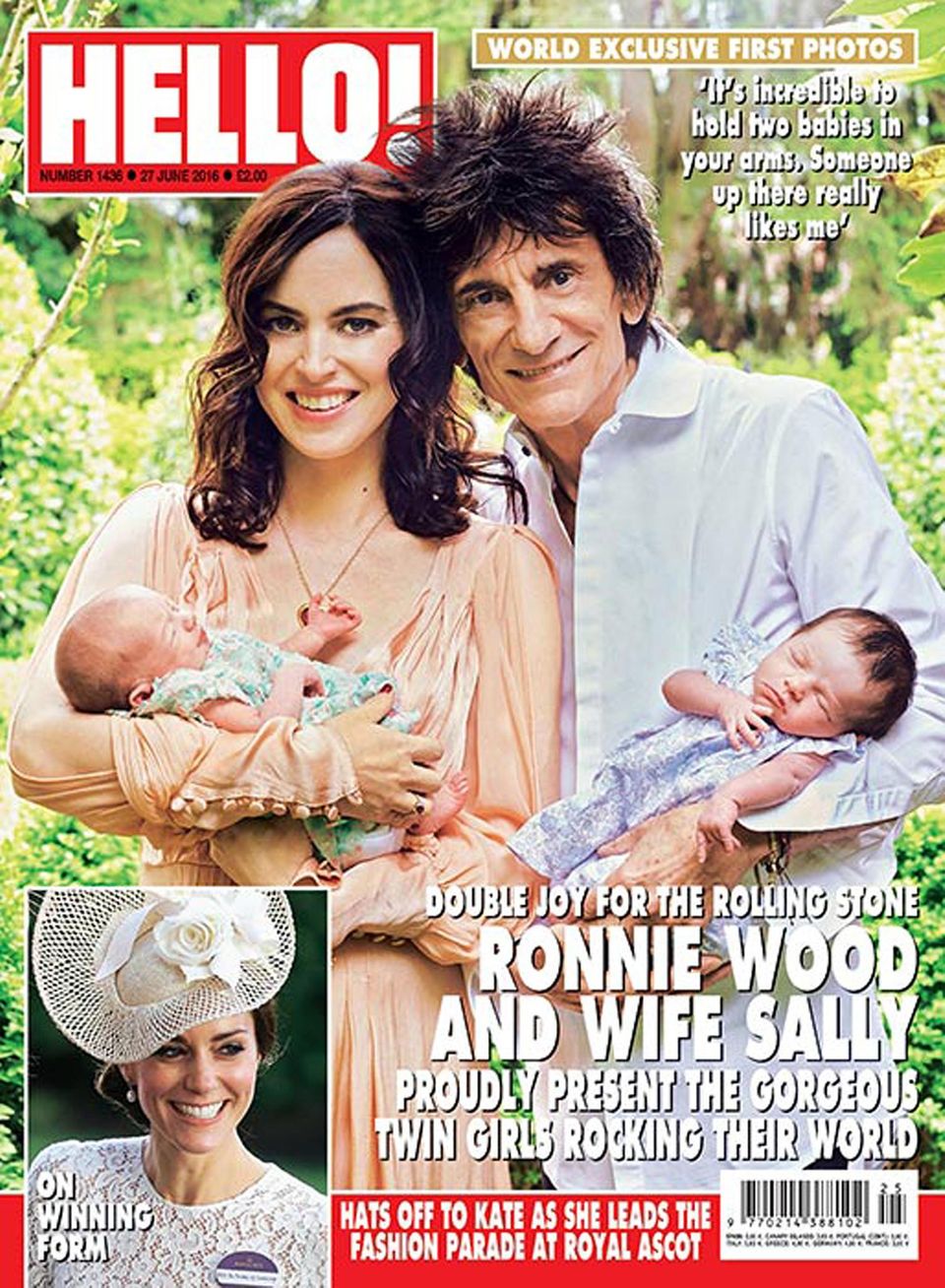 Juni 2016 "Rolling Stone" Ron Wood und seine 31 Jahre jüngere Ehefrau Sally Humphreys zeigen erstmals ihre Zwillinge Gracie Jane und Alice Rose. Die Kinder des Rockstars kamen am 30. Mai zur Welt. Juni 2016 "Rolling Stone" Ron Wood und seine 31 Jahre jüngere Ehefrau Sally Humphreys zeigen erstmals ihre Zwillinge Gracie Jane und Alice Rose. Die Kinder des Rockstars kamen am 30. Mai zur Welt.