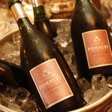 Perfekt, um auf die Liebe anzustoßen: Rosé Apanage aus dem Hause Pommery