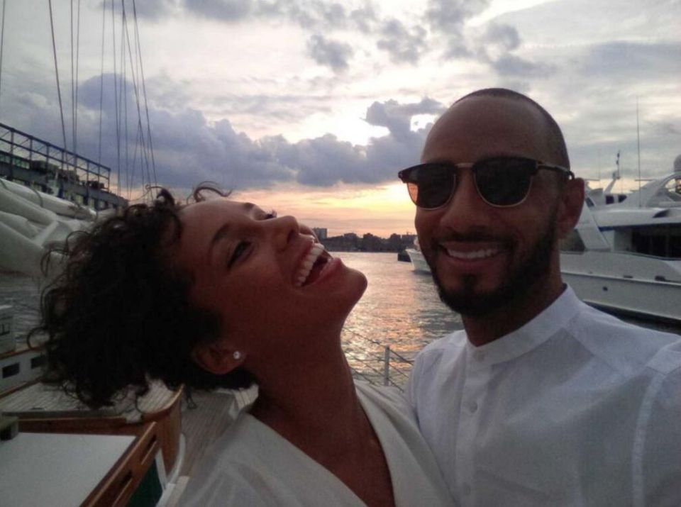 Alicia Keys und ihr Mann Swizz Beatz feiern ihren Hochzeitstag romantisch am Wasser. Alicia Keys und ihr Mann Swizz Beatz feiern ihren Hochzeitstag romantisch am Wasser.