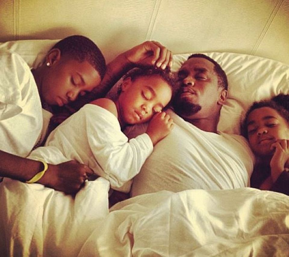 Für P. Diddy sind es diese Familienmomente im Leben, auf die es ankommt. Für P. Diddy sind es diese Familienmomente im Leben, auf die es ankommt.