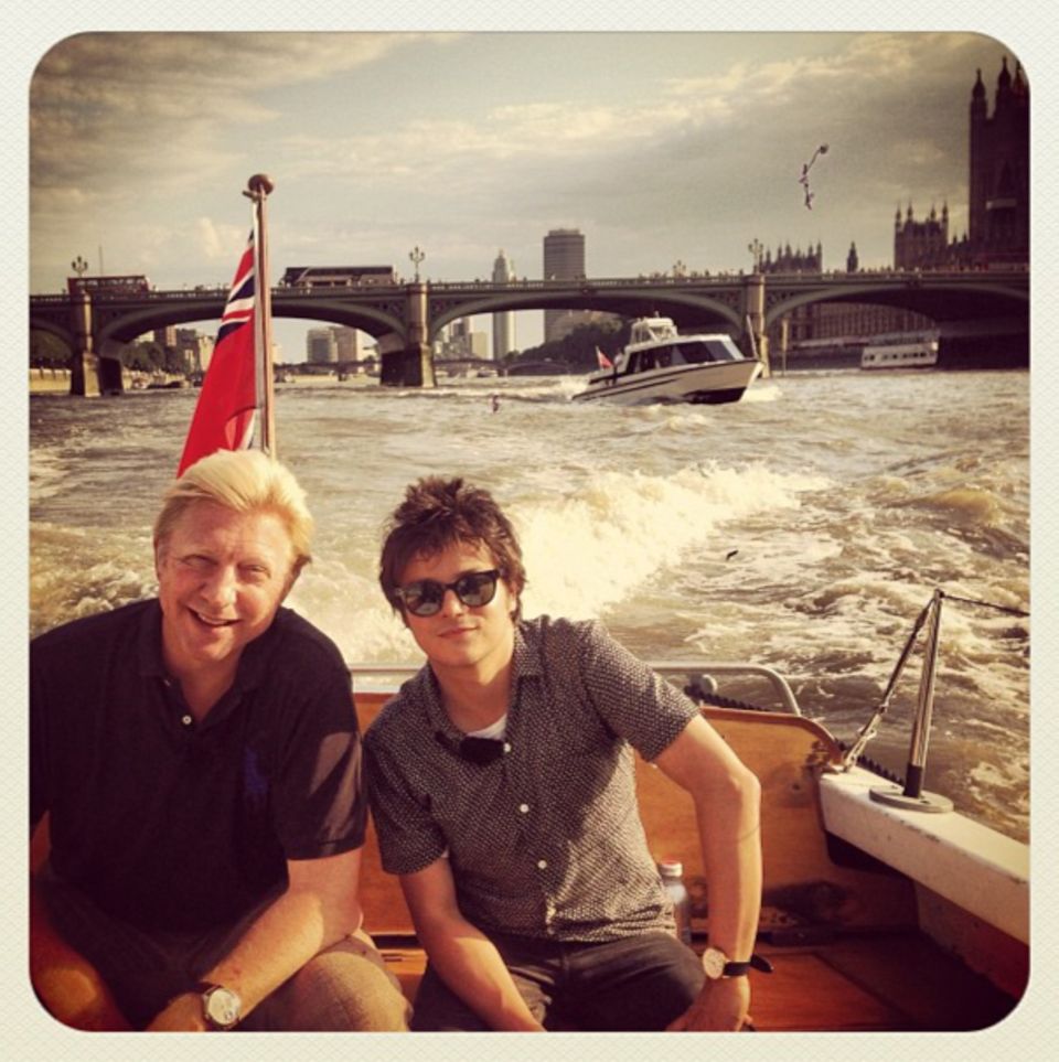 "Ich habe gerade den ganzen Tag mit @TheBorisBecker in London verbracht. Er ist ein echter Typ!", schreibt Jamie Cullum zu diesem Schnappschuss. "Ich habe gerade den ganzen Tag mit @TheBorisBecker in London verbracht. Er ist ein echter Typ!", schreibt Jamie Cullum zu diesem Schnappschuss.