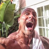 Dezember 2013  Dwayne "The Rock" Johnson ist laut "Forbes"-Liste der am bestverdiende Schauspieler des Kinojahrs 2013 . Auf Instagram freut er sich und dankt seinen Fans für ihre Unterstützung.