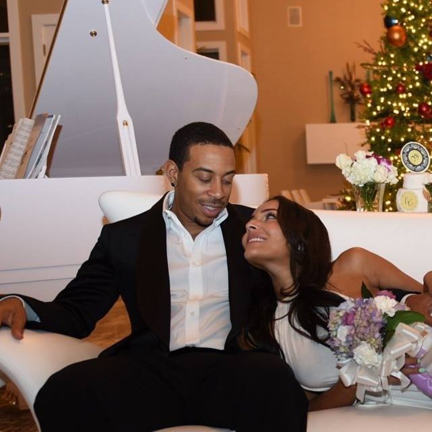 26. Dezember 2014:  Schauspieler Ludacris und seine Freundin Eudoxie Mbouguiengue haben keine 24 Stunden nach dem Heiratsantrag geheiratet.