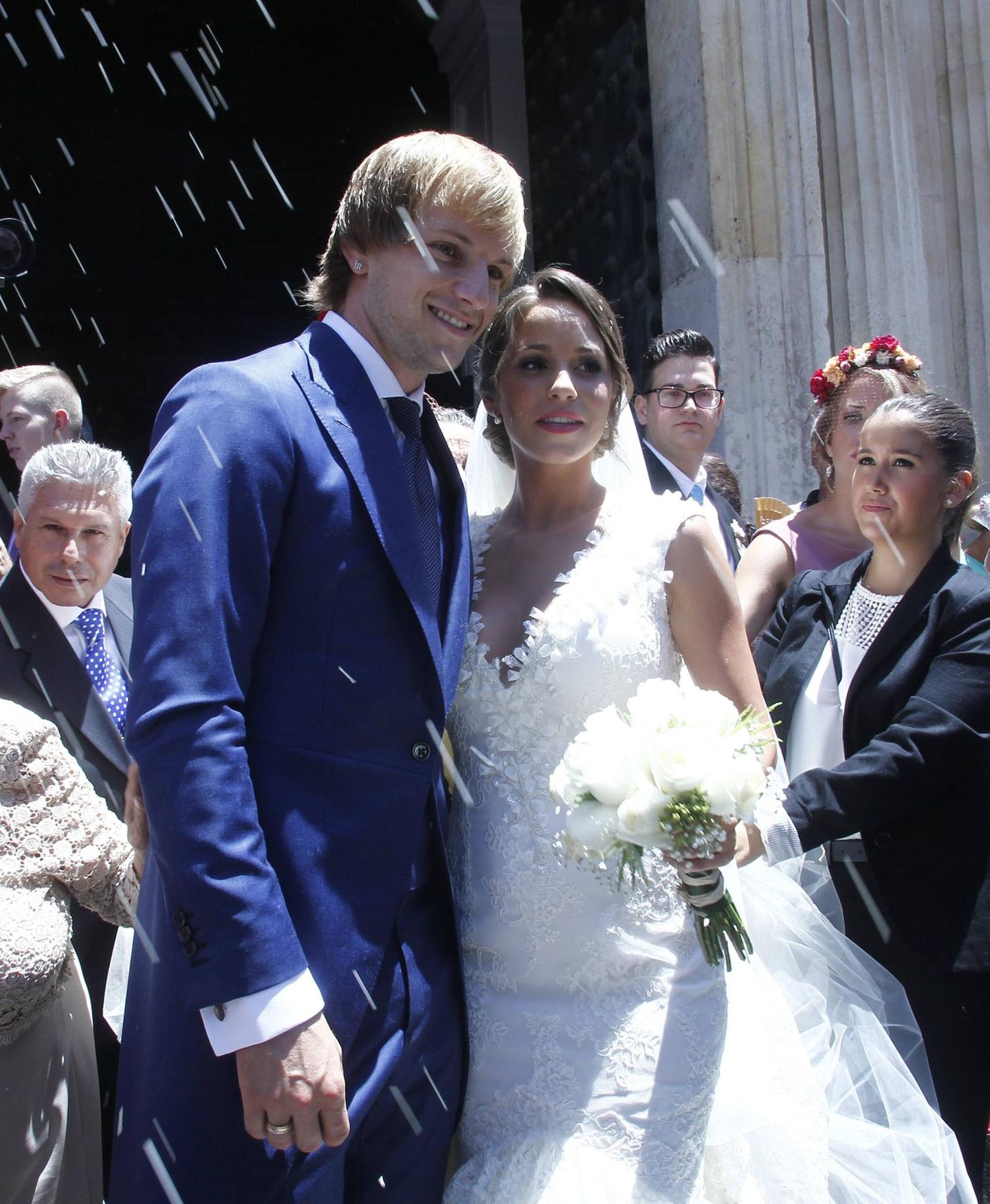 Traumhochzeit in Sevilla: Ivan Rakitic vom FC Barcelona heiratet seine Freundin Raquel.