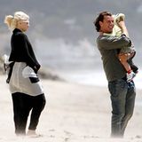 23. Mai 2010: Am Strand von Malibu genießen Gwen, Gavin und ihre Jungs die gute Seeluft.
