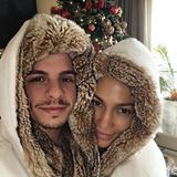 25. Dezember 2015  Am Weihnachtstag mummeln Casper und J.Lo sich ein und machen es sich zu Hause gemütlich.