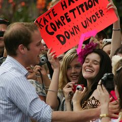 "Kate hat hier Wettbewerberinnen" - diese weiblichen William-Fans freuen sich, dass der Prinz seine Freundin zuhause ließ