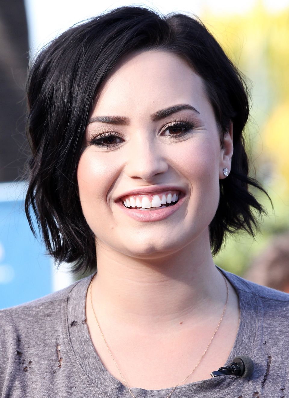 Demi Lovato ist bekannt für ihre wechselnden Haarfarben. Der neue, fransige Bob steht der Sängerin und Schauspielerin jedoch auch ausgezeichnet.