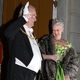 1. Januar 2011: Beim diesjährigen Neujahrsempfang auf Schloss Amalienborg bemekrt Prinz Henrik nicht, dass seine Hose offensteht