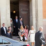 17. Juni 2010: Prinzessinnen-Trio: Máxima, Mary und Mette Marit verlassen nach der Hochzeitsprobe gut gelaunt den Stockhomer Dom