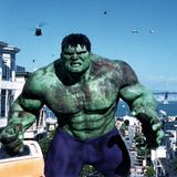 2003 darf Eric Bana als "Hulk" durch die Gegend stapfen und Soldaten verprügeln.
