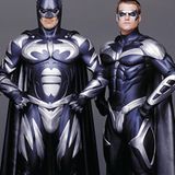 George Clooney und Chris O'Donnell spielen 1997 das Duo "Bartman und Robin". Auf die Frage einer Reporterin ob George Clooney ei