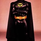 1989 verfilmte Tim Burton mit Michael Keaton in der Hauptrolle die Geschichte vom schwarzen Rächer: Batman
