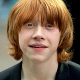 Harry Potter, damals-heute: 2004: Mit Zottelfrisur und Pickeln im Gesicht sieht man Rupert Grint 2004.