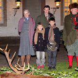 22. NOvember 2011: Königin Margrethe, Prinz Joachim, Prinz Henrik und Prinz Felix und sein Bruder Prinz Nikolai bestaunen das Wi