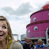 8. Juni 2011: Kronprinzessin Máxima freut sich, das Bildungszentrums "Klokhuis" in Almere zu eröffnen.