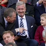 3. Juni 2011: Der belgische Premierminister Yves Leterme darf bei einem Fußballspiel in Brüssel auch mit dem Zeigefinger auf den