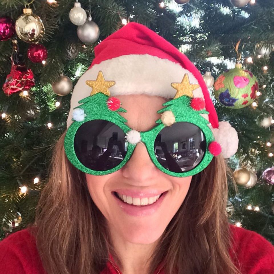 Liz Hurley hat Weihnachten den Durchblick. Liz Hurley hat Weihnachten den Durchblick.