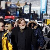 Die Straßen von Park City sind voll mit Schauspielerin und anderen Filmleuten. Hier erwischten die Paparazzi Brendan Gleeson und