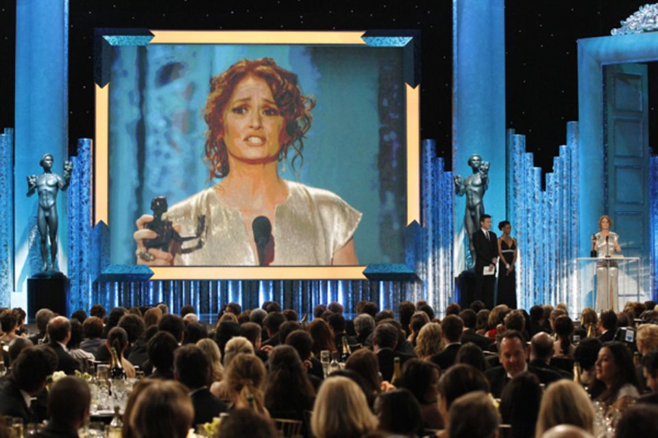 Melissa Leo hält eine Dankesrede für ihre Auszeichnung als "Beste Nebendarstellerin" in "The Fighter".