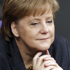 Angela Merkel: "Unser Kino verliert mit ihm seinen leidenschaftlichsten Antreiber und Träumer."