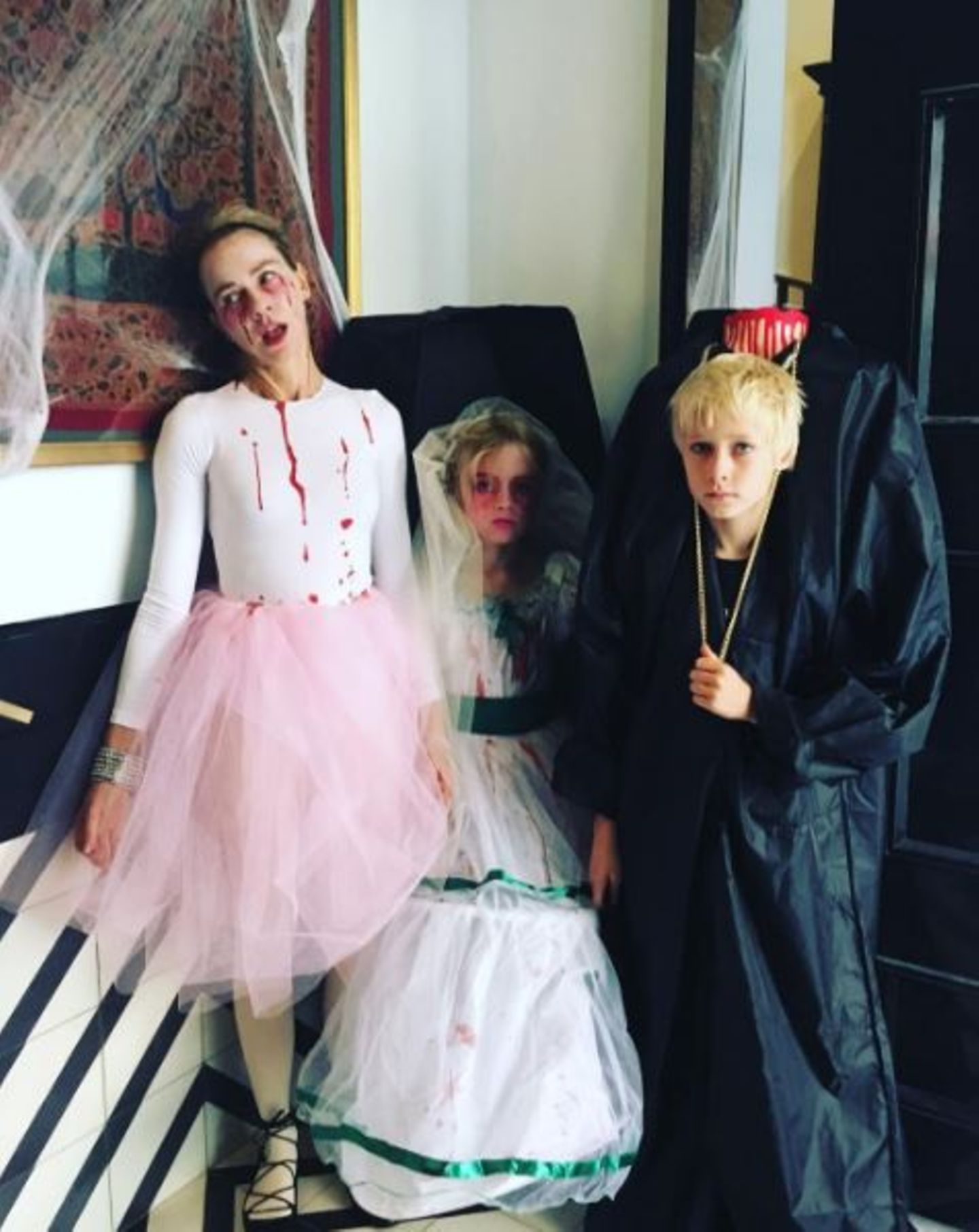 Gruuuseliiig: Naomi Watts beweist mit ihren Kindern viel Einfallsreichtum zu Halloween.