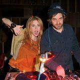 MTV-Homie Palina Rojinski und DJ Schowi kümmern sich an den Plattentellern um die passende musikalische Untermalung.