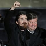 Christian Bale, ausgezeichnet als Bester Nebendarsteller macht zum Schluss nochmal ordentlich Stimmung.