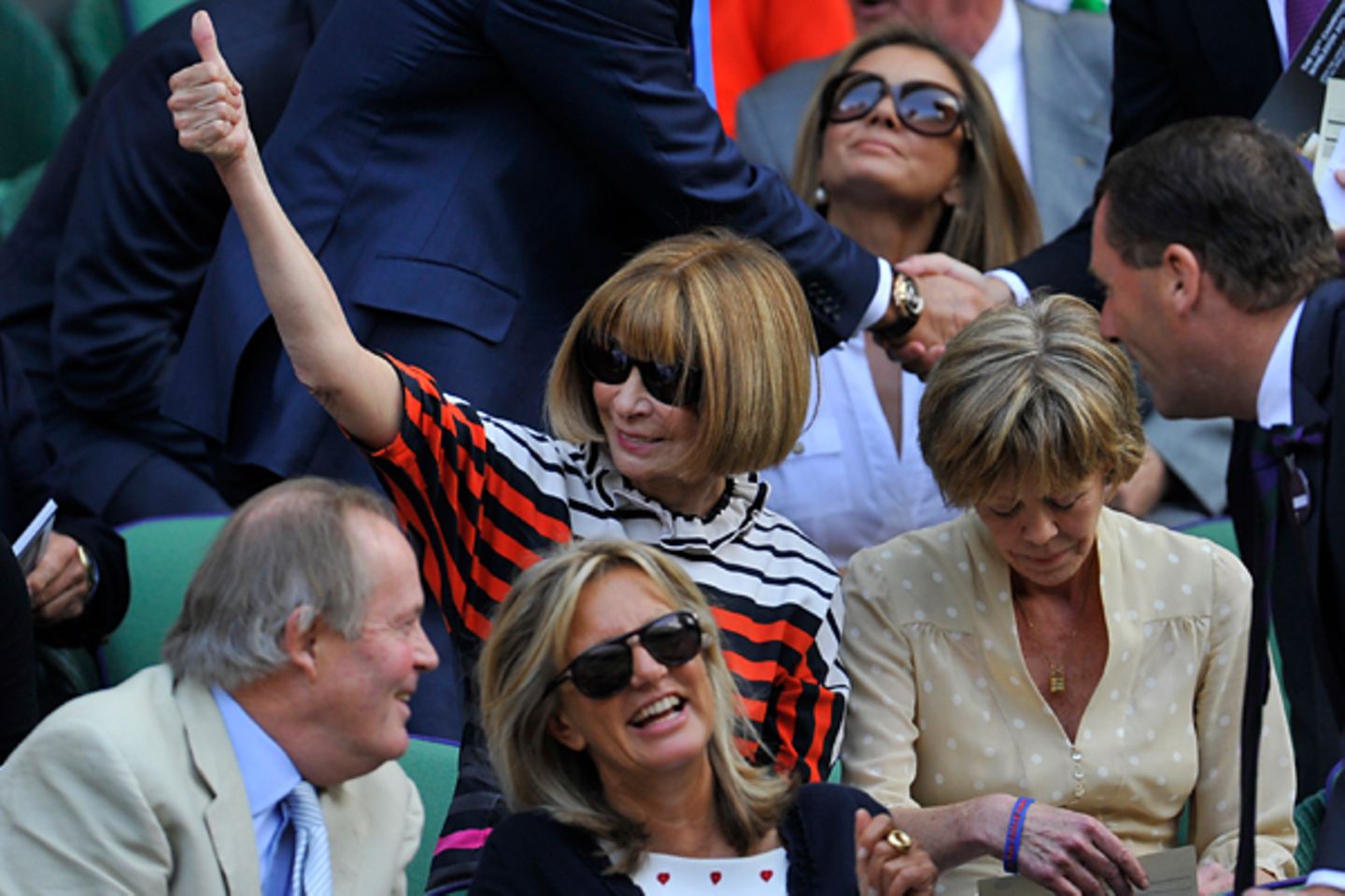 Wimbledon: Verhältnismäßig enthusiastisch sieht man Anna Wintour.